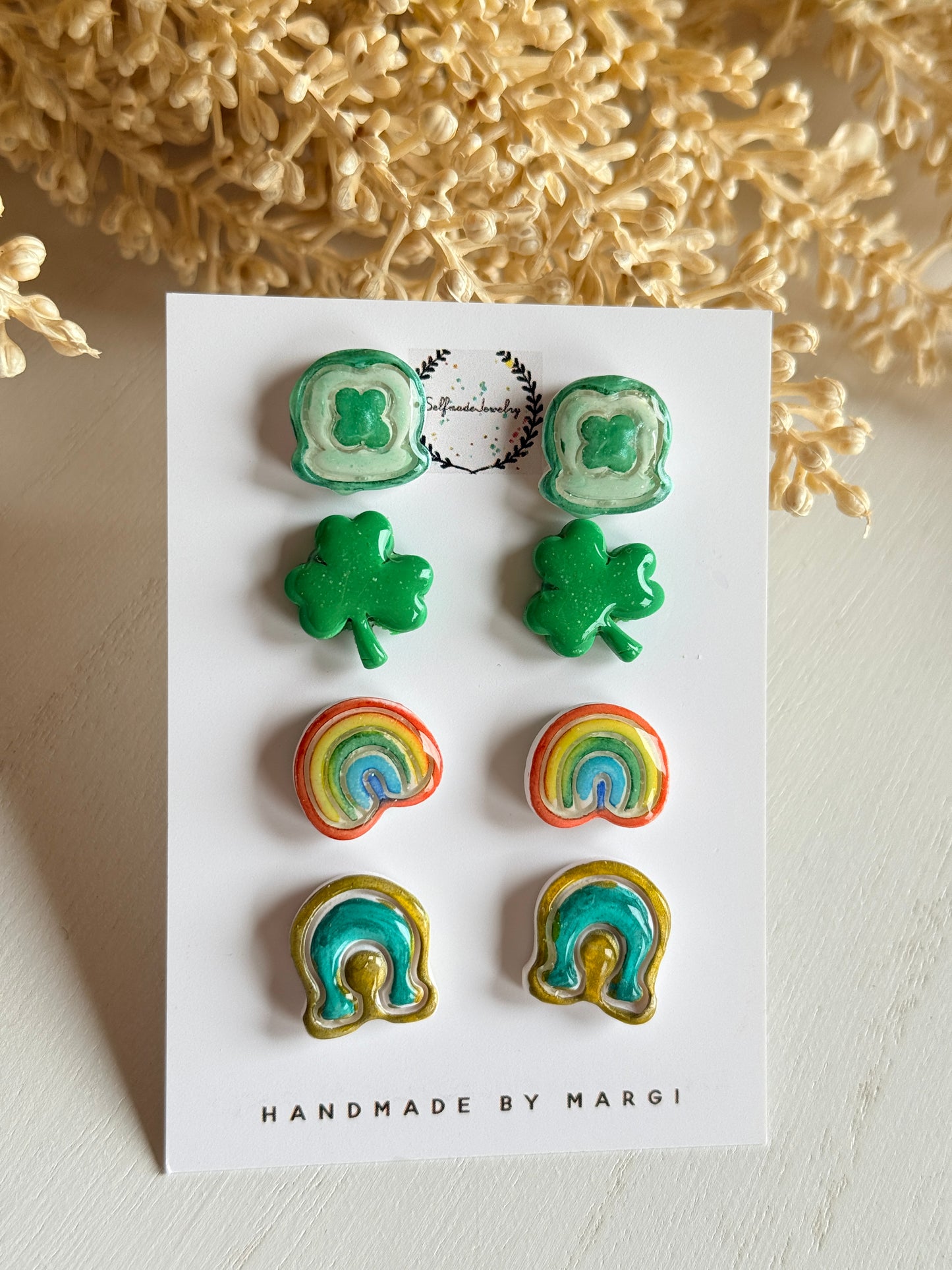 Lucky charm stud pack