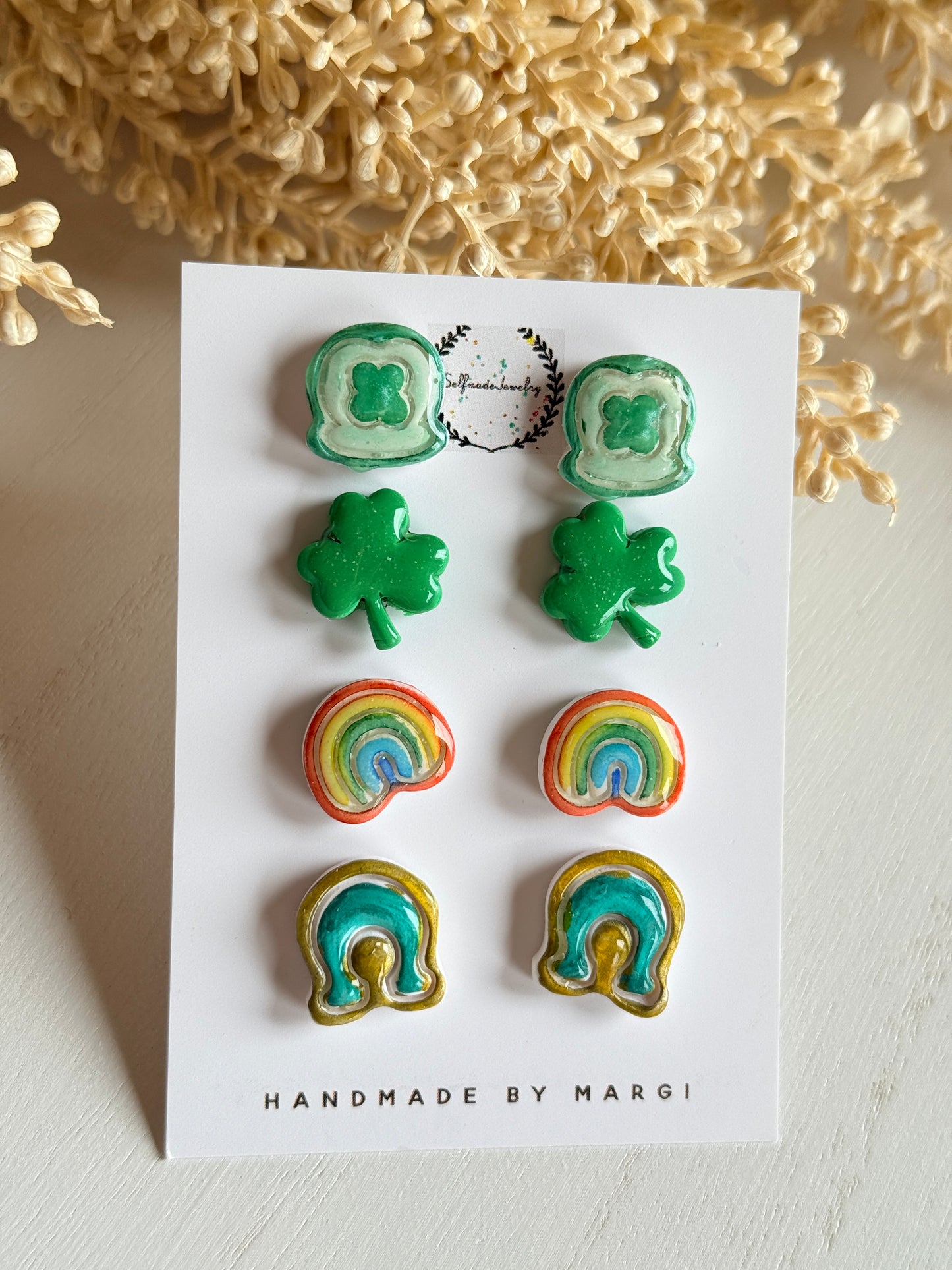 Lucky charm stud pack